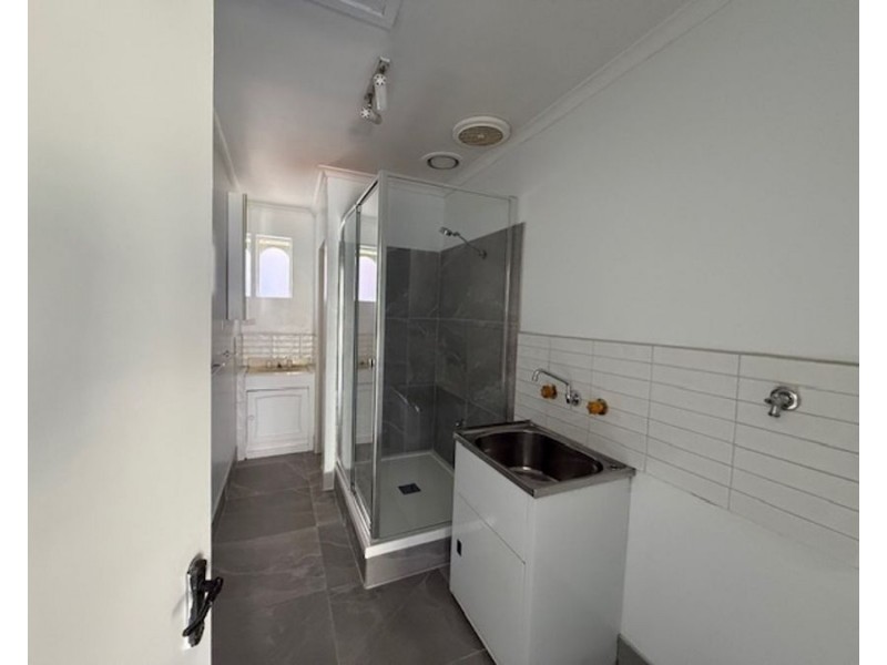 2/120 Albion Street, Brunswick VIC 3056