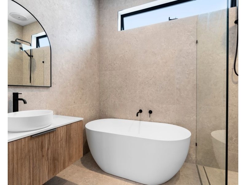 10 Lascelles Street, Coburg VIC 3058