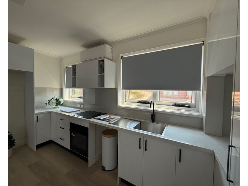 8/3 Royal Avenue, Essendon North VIC 3041