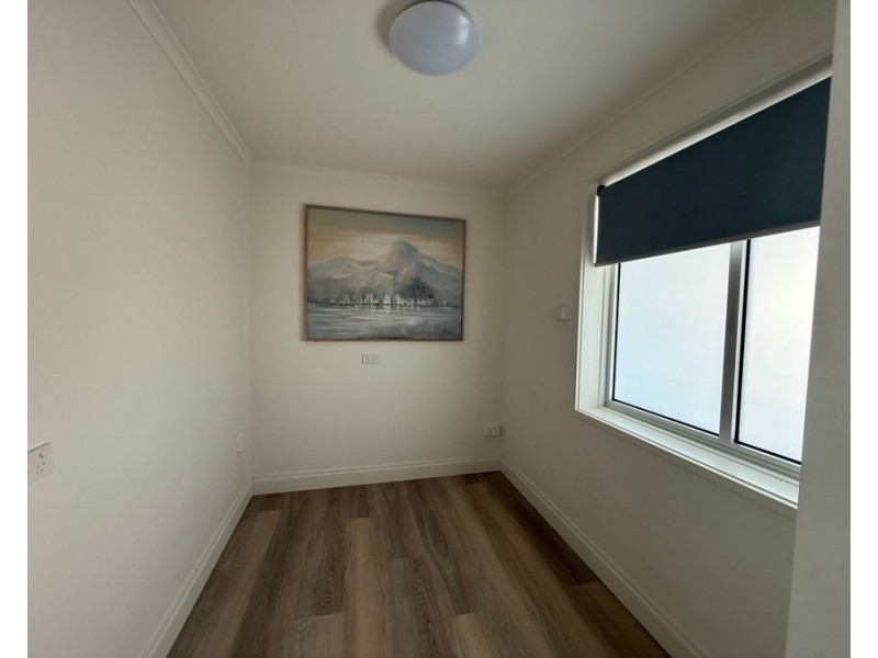 8/3 Royal Avenue, Essendon North VIC 3041