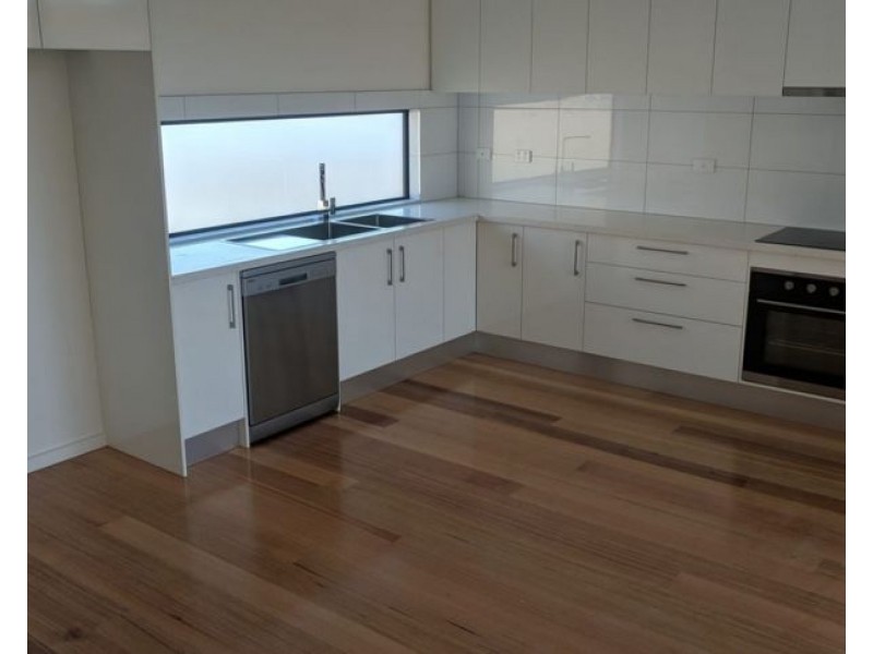 2/111 Hope Street, Brunswick VIC 3056