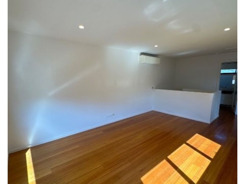 2/111 Hope Street, Brunswick VIC 3056