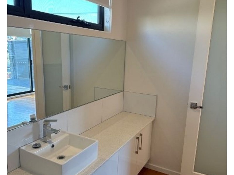 2/111 Hope Street, Brunswick VIC 3056