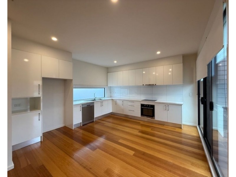 2/111 Hope Street, Brunswick VIC 3056