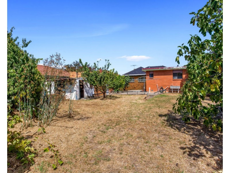 14 Corvey Road, Reservoir VIC 3073