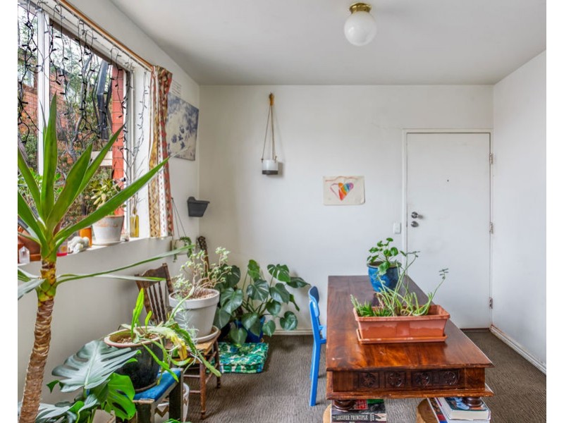 2/33 Staley Street, Brunswick VIC 3056