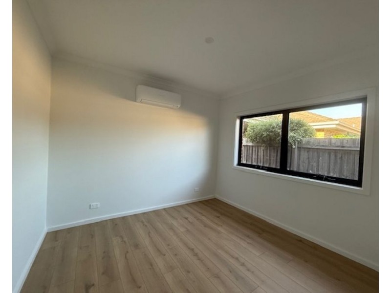 3/8 Devon Road, Pascoe Vale VIC 3044