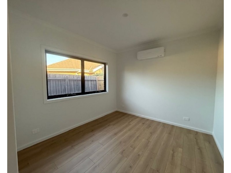 3/8 Devon Road, Pascoe Vale VIC 3044