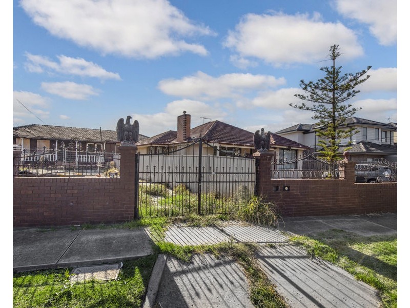 28 and 28a Birch Avenue, Tullamarine VIC 3043