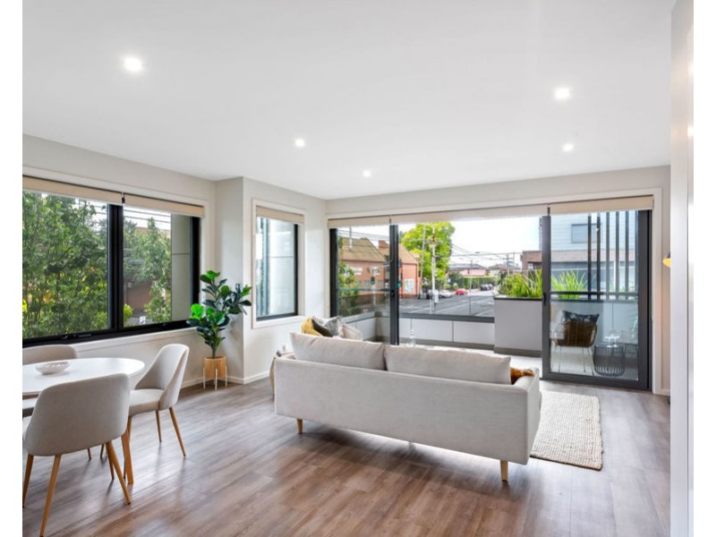 1/156 Moreland Road, Brunswick VIC 3056