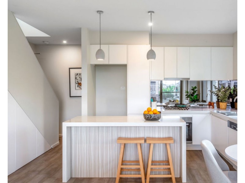 1/156 Moreland Road, Brunswick VIC 3056