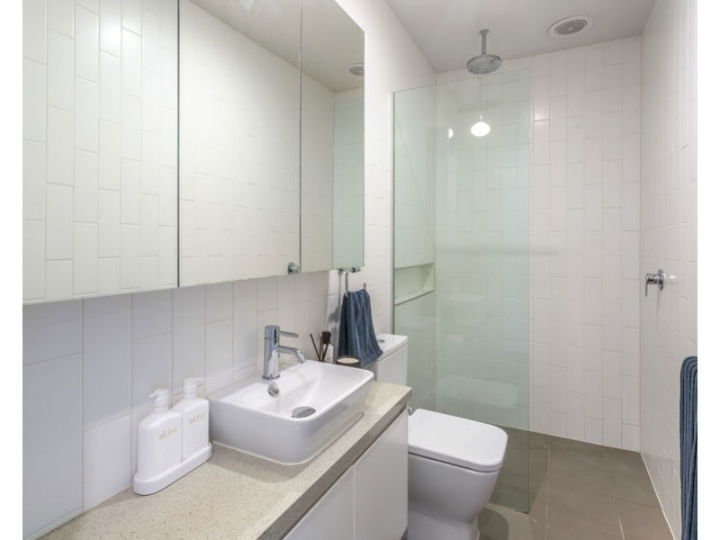 1/156 Moreland Road, Brunswick VIC 3056