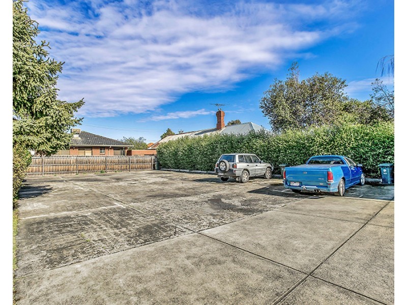 1-10/15-17 De Carle Street, Coburg VIC 3058