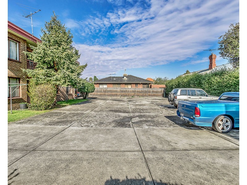 1-10/15-17 De Carle Street, Coburg VIC 3058