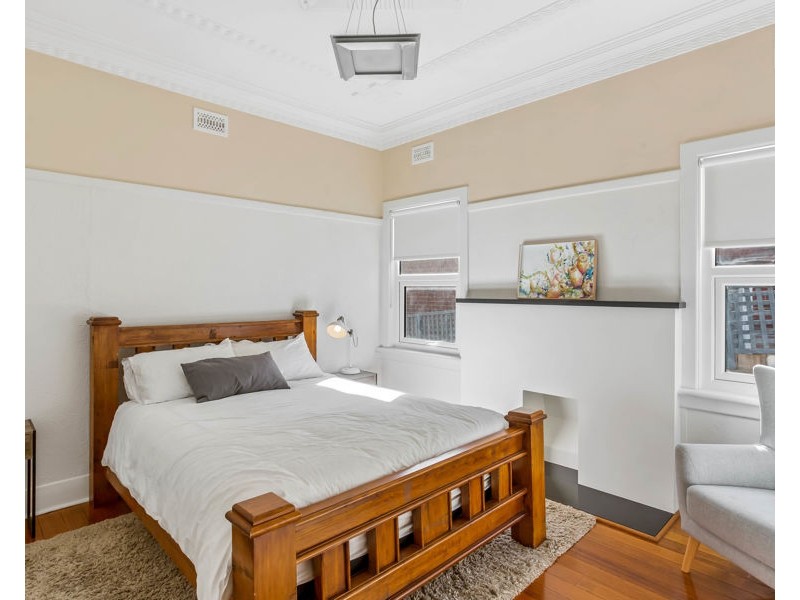 10 Melville Road, Pascoe Vale South VIC 3044