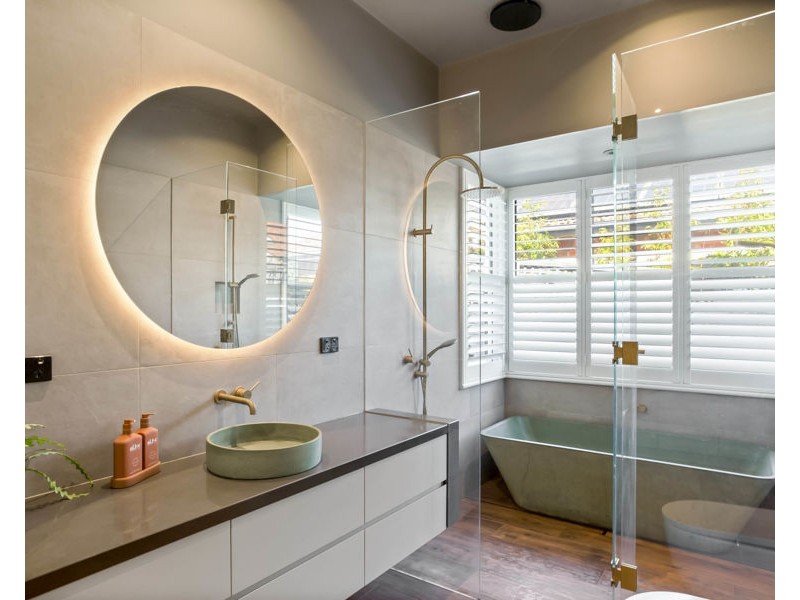 10 Melville Road, Pascoe Vale South VIC 3044