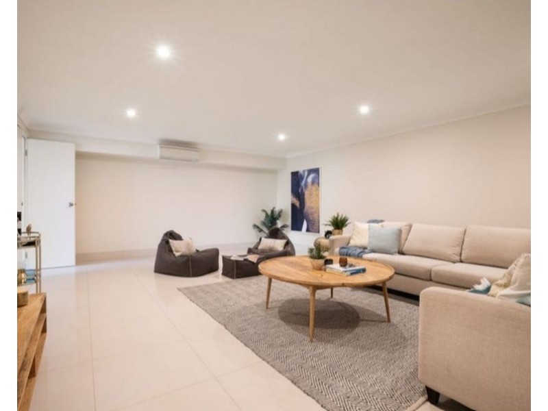 2a May Street, Aberfeldie VIC 3040