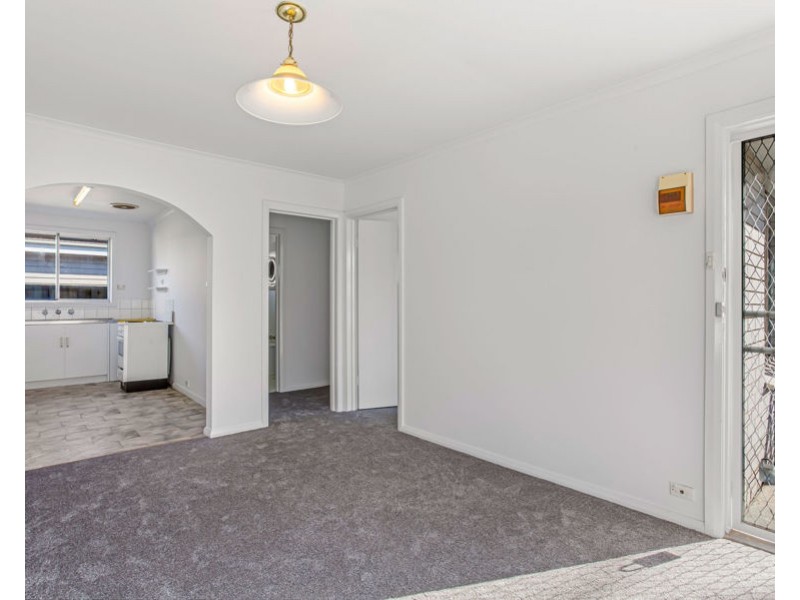 2/388 Albion Street, Brunswick West VIC 3055