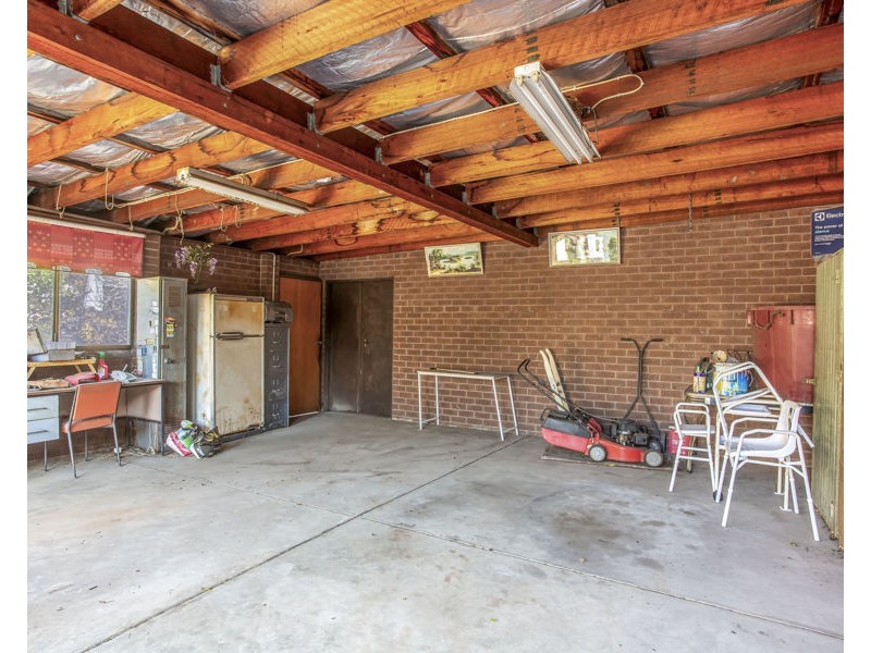 9 Ferry Crescent, Brunswick West VIC 3055