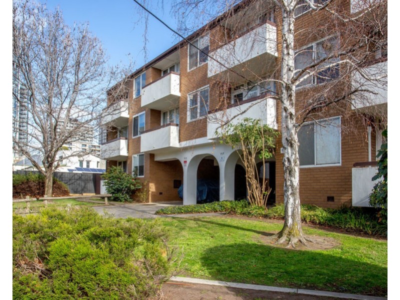 17/715 Mt Alexander Road, Moonee Ponds VIC 3039