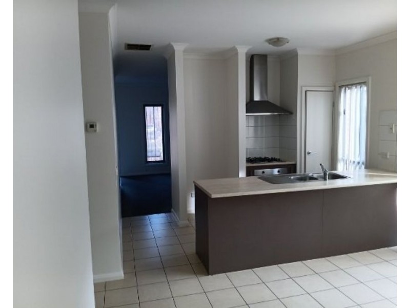 1 Vicky Court, Point Cook VIC 3030