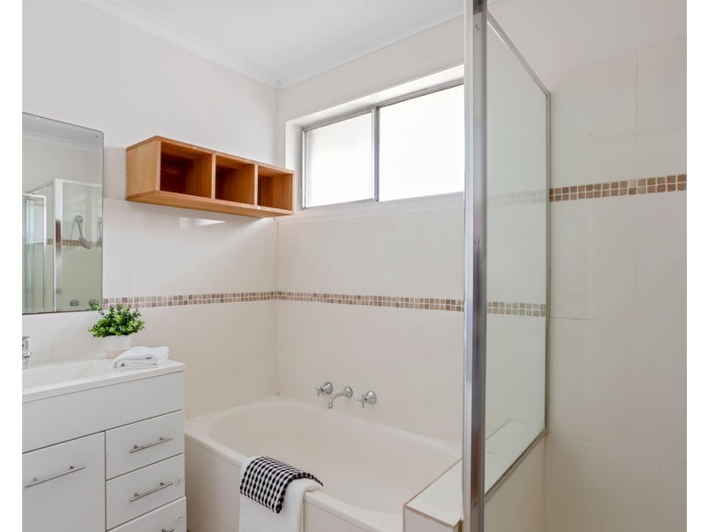 37 Fisher Grove, Tullamarine VIC 3043