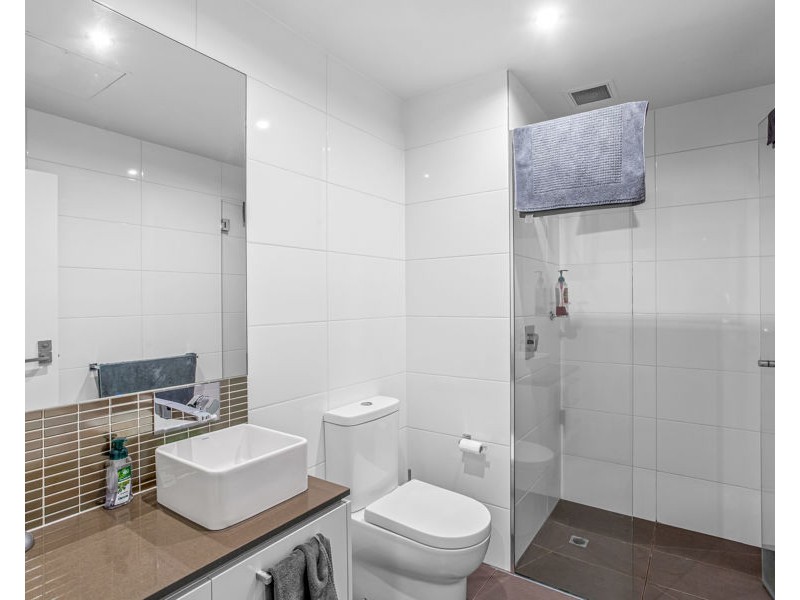 407/18 Bent Street, Kensington VIC 3031