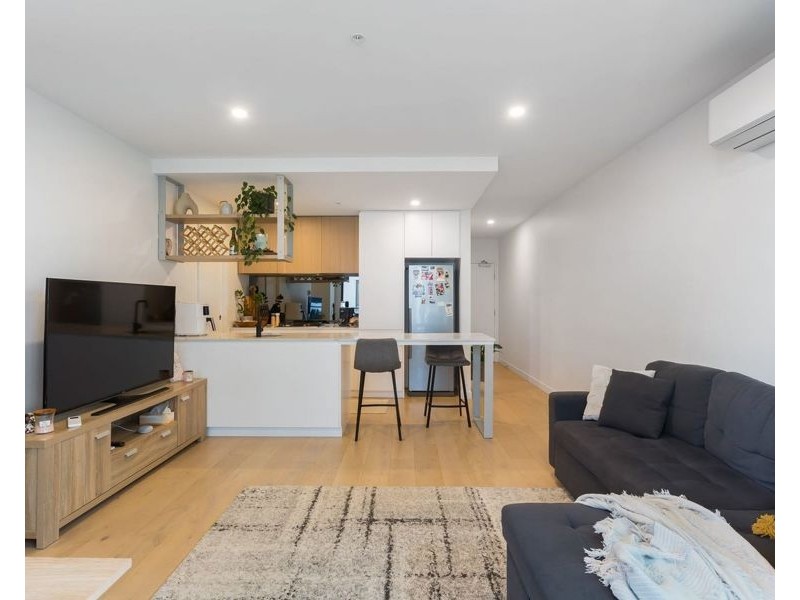 513/3 Olive York Way, Brunswick West VIC 3055