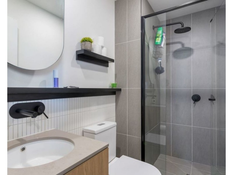 513/3 Olive York Way, Brunswick West VIC 3055