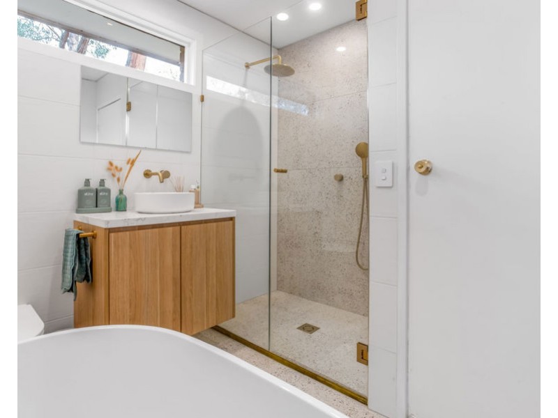 41 Park Hill Drive, Ringwood North VIC 3134