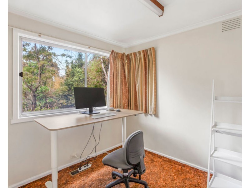 21 Appleby Crescsent, Brunswick West VIC 3055