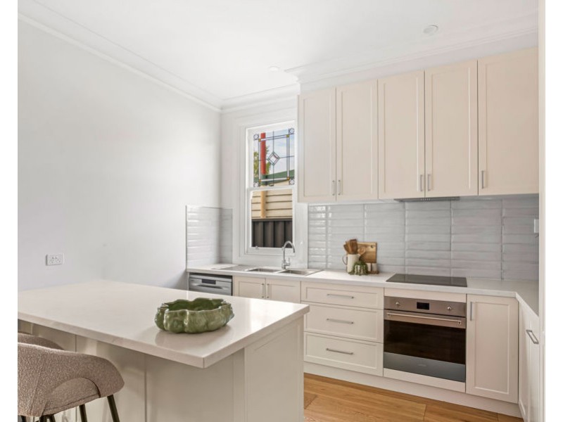 42 Barrow Street, Brunswick VIC 3056