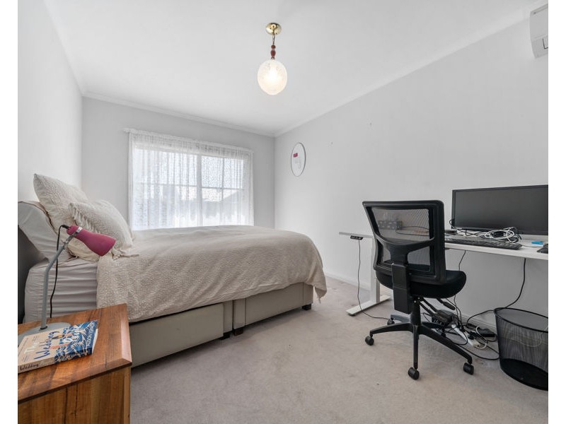 1 & 2/5 Aintree Road, Glen Iris VIC 3146