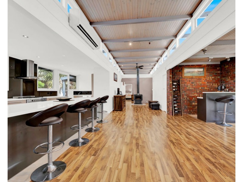 6-8 McEwan Road, Park Orchards VIC 3114