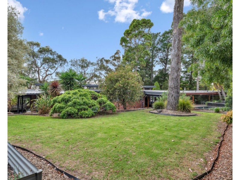 6-8 McEwan Road, Park Orchards VIC 3114