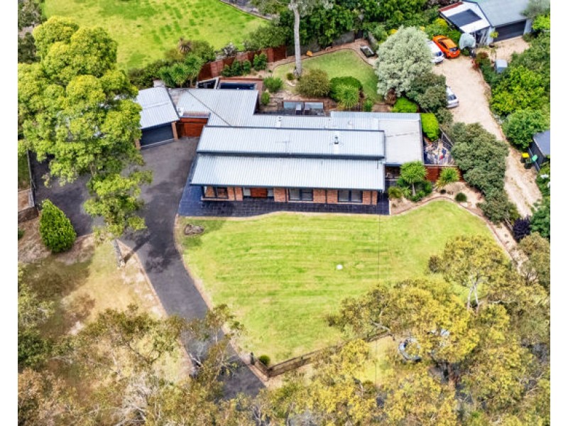 6-8 McEwan Road, Park Orchards VIC 3114