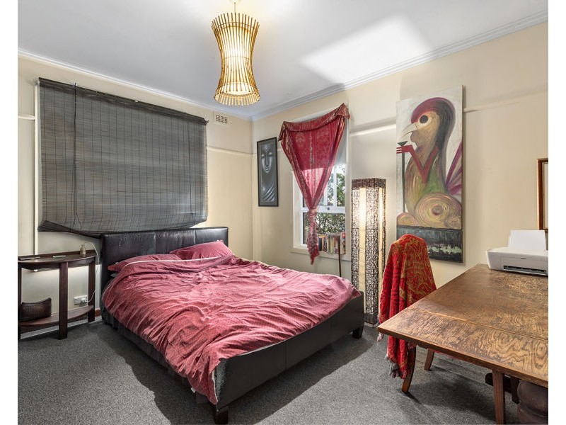 8 South Crescent, Heidelberg West VIC 3081