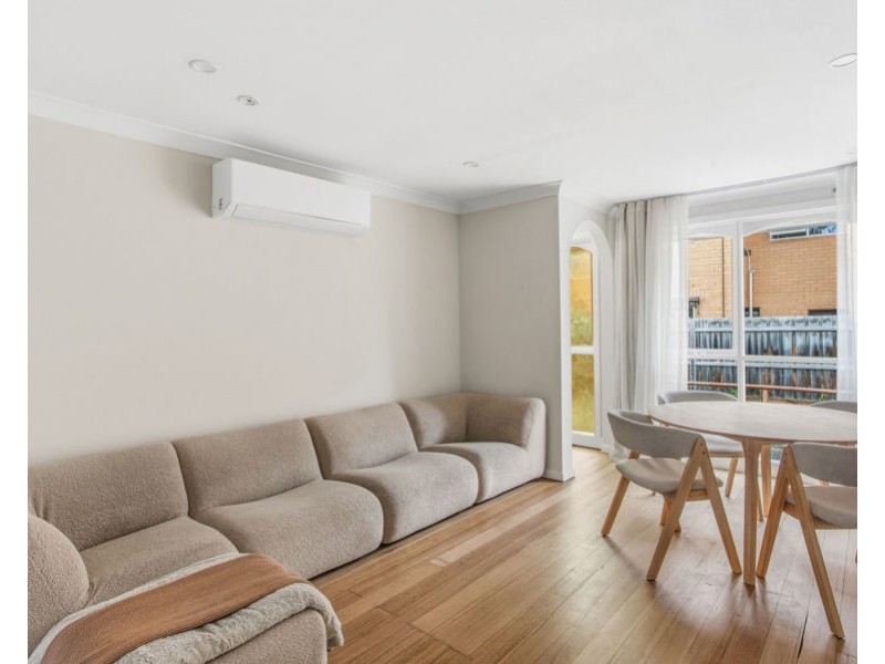 2/14 McColl Court, Brunswick West VIC 3055