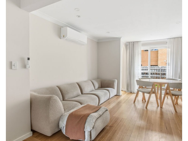 2/14 McColl Court, Brunswick West VIC 3055