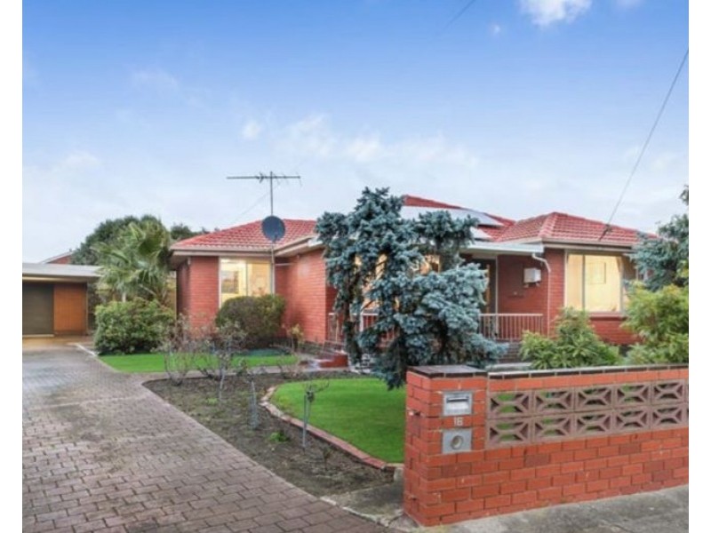 16 Vaucluse Ave, Gladstone Park VIC 3043