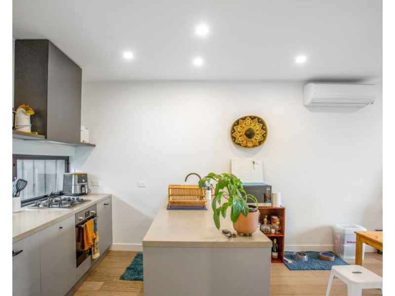 10/949 High Street, Reservoir VIC 3073