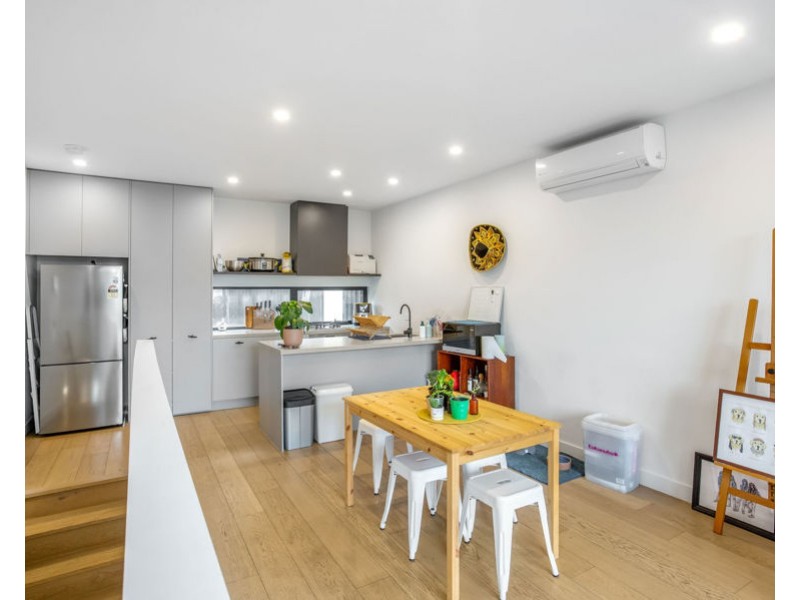 10/949 High Street, Reservoir VIC 3073