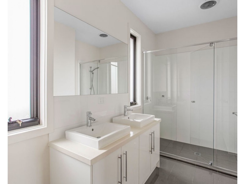 1b Perrett Street, Brunswick West VIC 3055