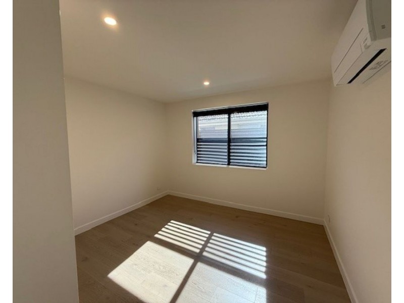 5/8 McColl Court, Brunswick West VIC 3055