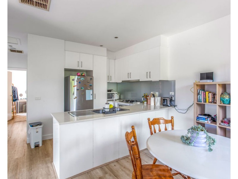 3/4 Farringdon Street, Pascoe Vale VIC 3044