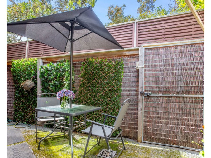 6/2 Winona Grove, Pascoe Vale South VIC 3044