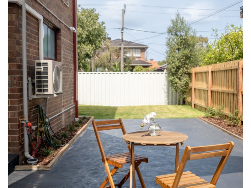 4/15-17 De Carle Street, Coburg VIC 3058
