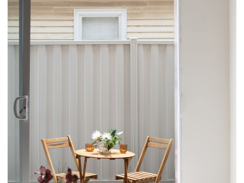 1/15-17 De Carle Street, Coburg VIC 3058