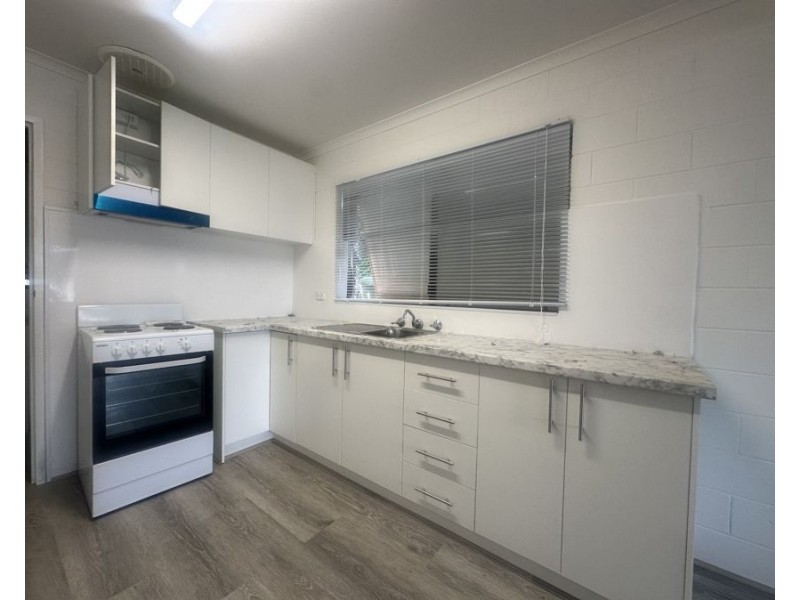 1/9 Coates Road, Lakes Entrance VIC 3909