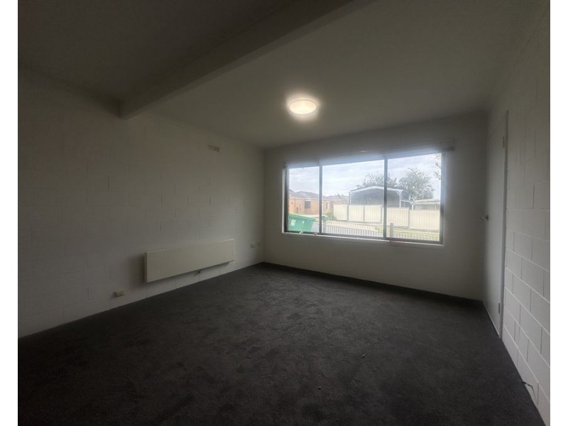 1/9 Coates Road, Lakes Entrance VIC 3909